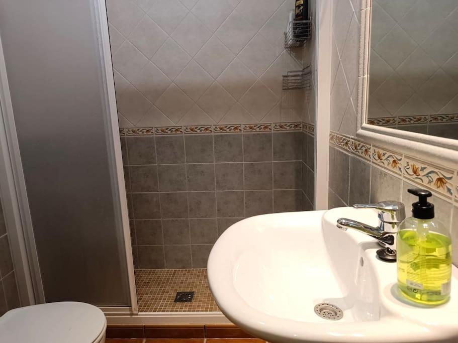 Muy Cerca De La Playa. Primera Linea. Apartman Rota Kültér fotó